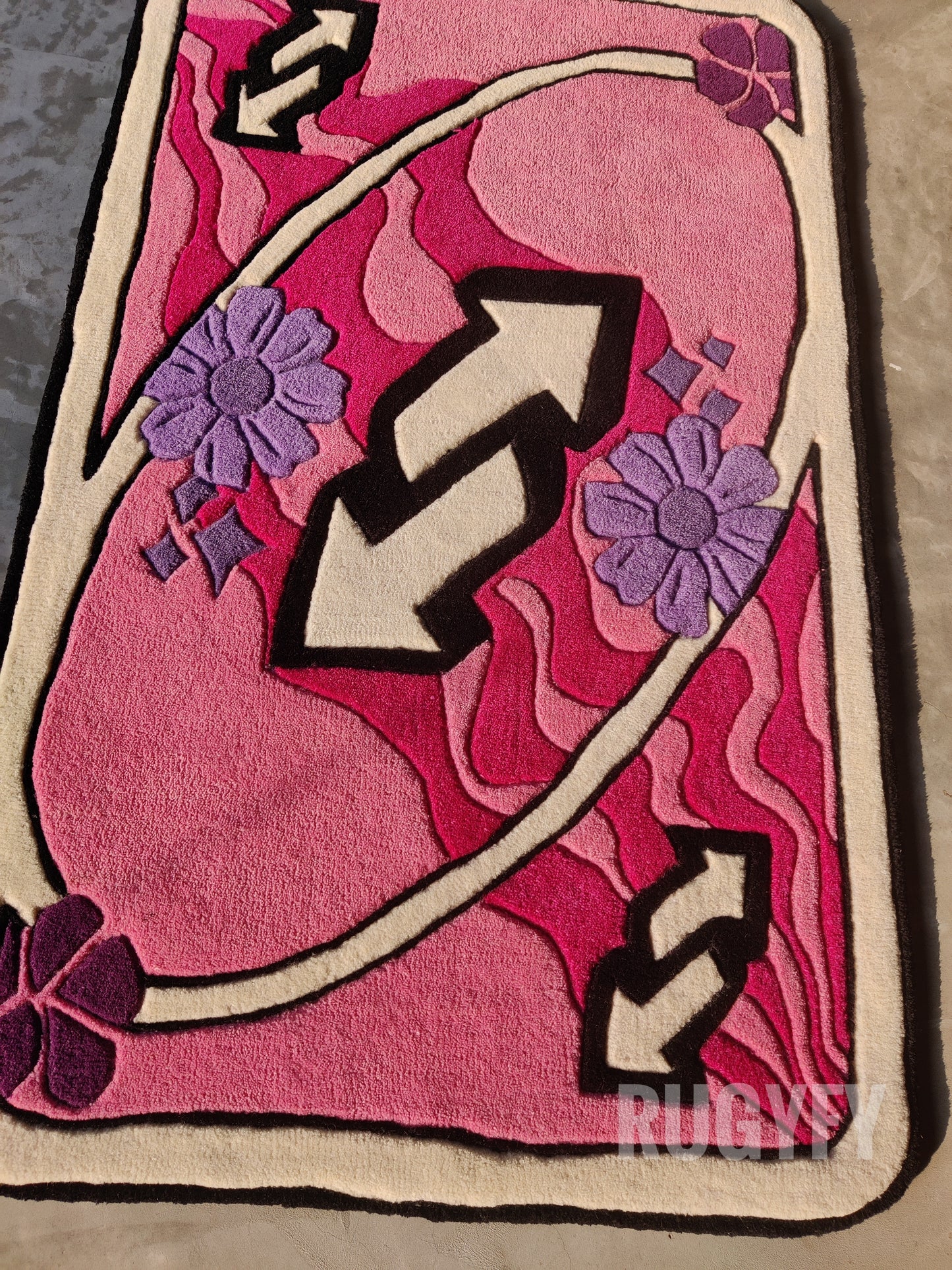 Uno Reverse Card Pink Color Handmade woo Rog / Custom Hand-Tufted Rug for Bedroom And Livingroom