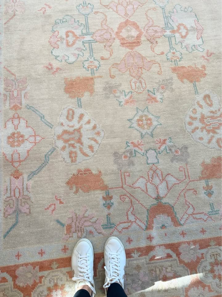 Handmade Wool Oushak Rug – Soft Pastel Turkish Carpet | Vintage Floral Area Rug for Living Room & Bedroom