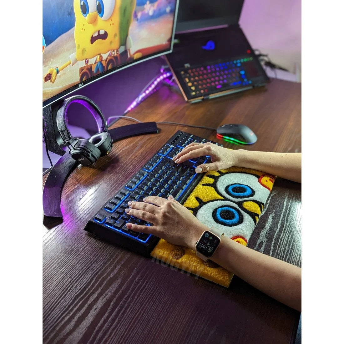 Super Fluffy Keyboard Rug  SPB