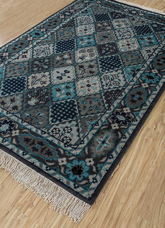 Handmade Knotted Traditional Design Area Rug , Blue and Black Traditional Area Rug For Living Room