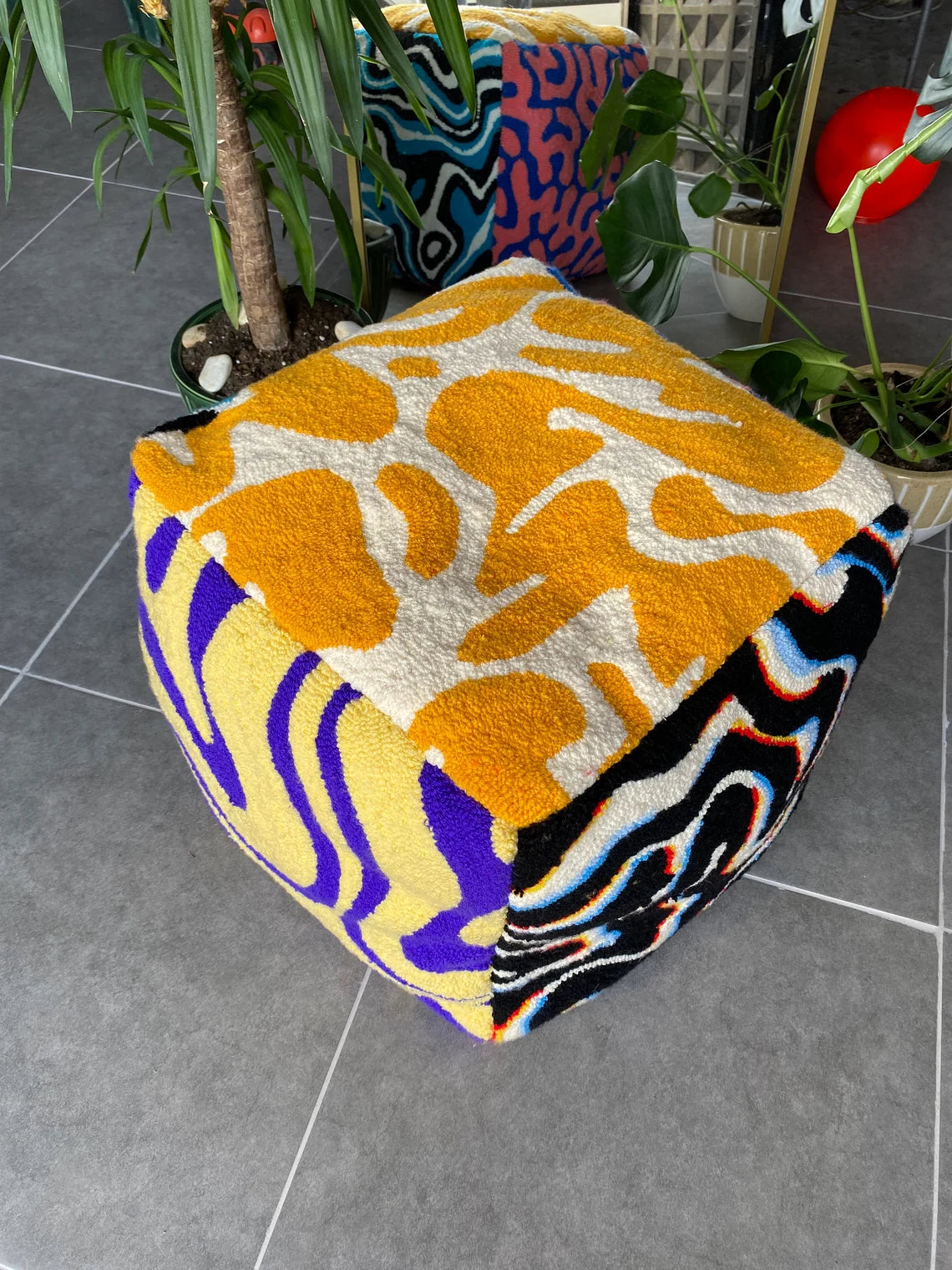 Psychedelic Tufted Ottoman Pouf Cover (Unstuffed) / Moroccan Pouf / Bohemian / Chaotic Lsd Tufted Rug Pouf / %100 Handmade